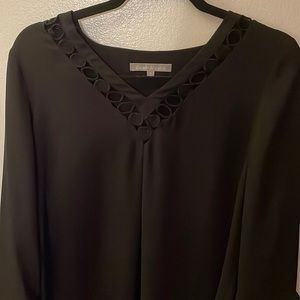 Black detailed V neck dress shirt